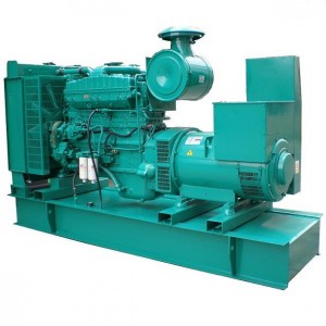 700KW重慶康明斯高壓柴油發(fā)電機(jī)組價格